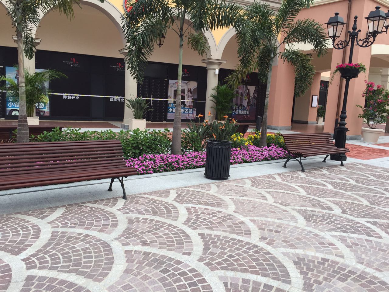3 Seater Outdoor Recycled Plastic Benches With Cast Aluminum Legs 1800mm Length