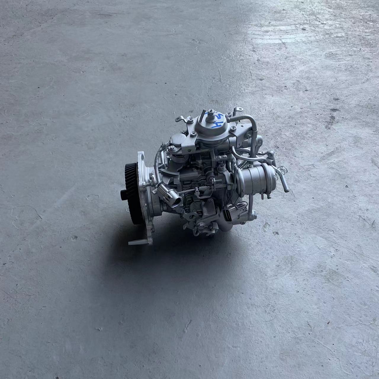 OEM Mitsubishi 4M40T Diesel Fuel Pump For Engine