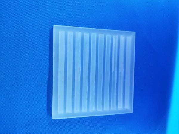 Optical Quartz Glass Plate Non Crystalline Form Low Thermal Expansion Coefficien