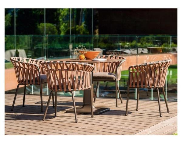 Villa Terrace Furniture Set Rattan Dining Table And Aluminium Chairs Fashion