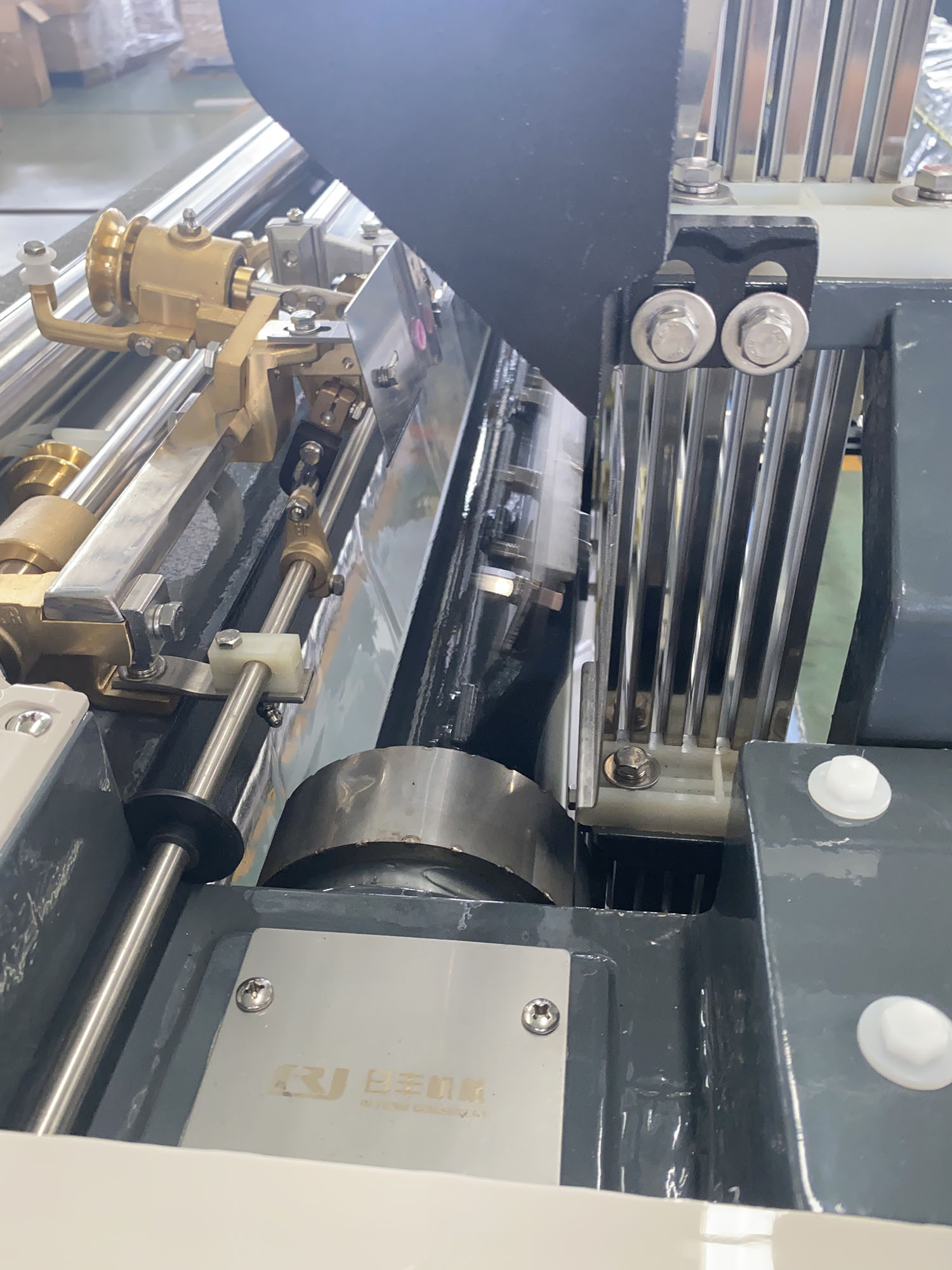 High End Fabric Weaving Loom Machine 3.8KW Beating Up Water Jet Loom