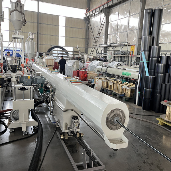 Durable Plastic Pipe Machine Output 500-1000kg/H