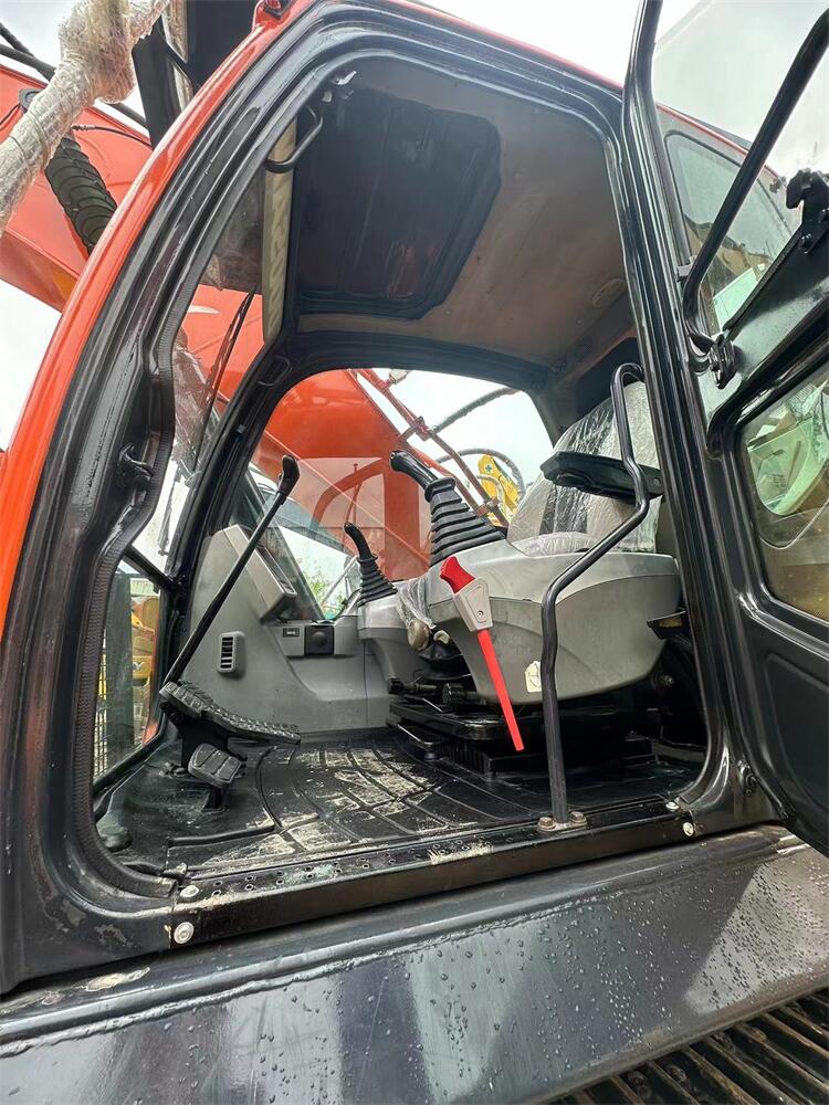 Doosan DX60 DX80 DX75 DX150 DX225 Excavators with 29500KG Operating Weight
