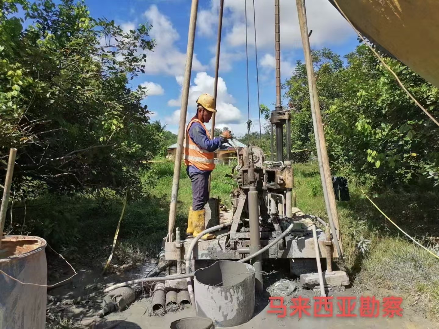200 Type Hydraulic Core Drilling Rig For Building Foundation Investigation