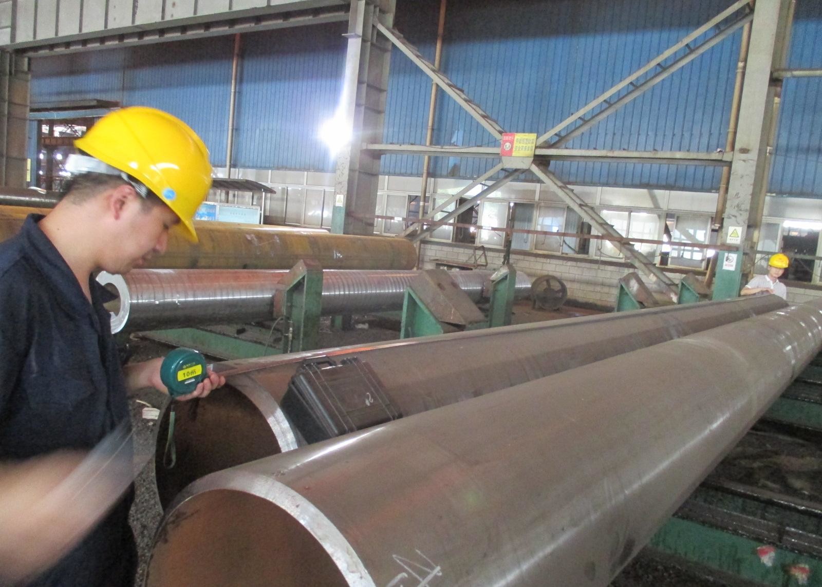 P12 NDE Seamless Alloy Steel Pipe Plain / Bevel End Nominal Wall Thickness