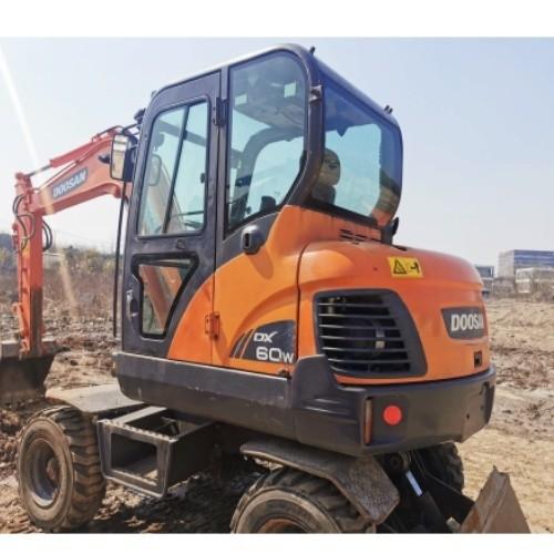 Buy cheap Used Doosan DH60-7 Excavator Crawler DH60 60W With 0.21m3 Bucket Capacity from wholesalers