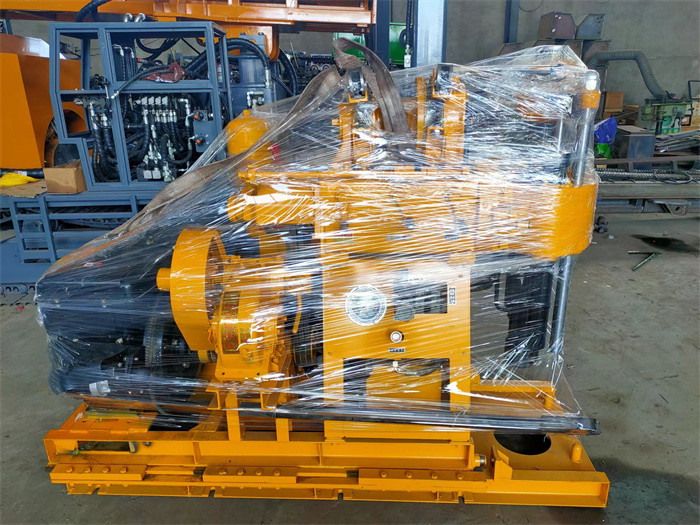 Customized Crawler Mounted Drill Rig for Water Well and Exploration 18 HP Horse Power