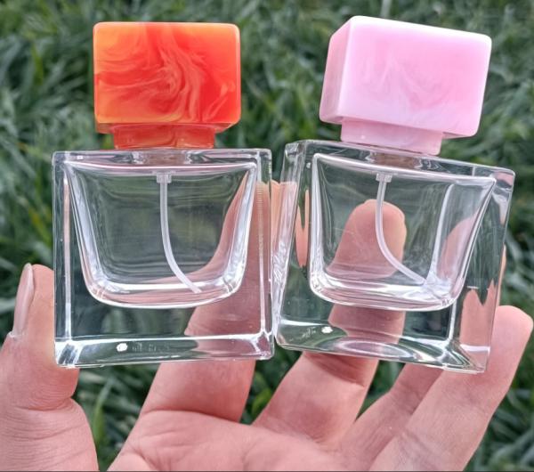 Buy cheap In Stock Free Sample Luxury 50ml 100ml Square Glass Perfume Spray Bottle Wholesale from wholesalers
