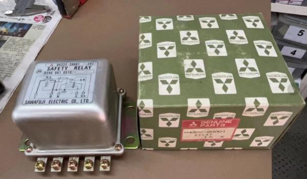 Mitsubishi S6R S12R S6B3 S6A2 S6A3 S12H Safety Relay 04322-20001 04322-40100