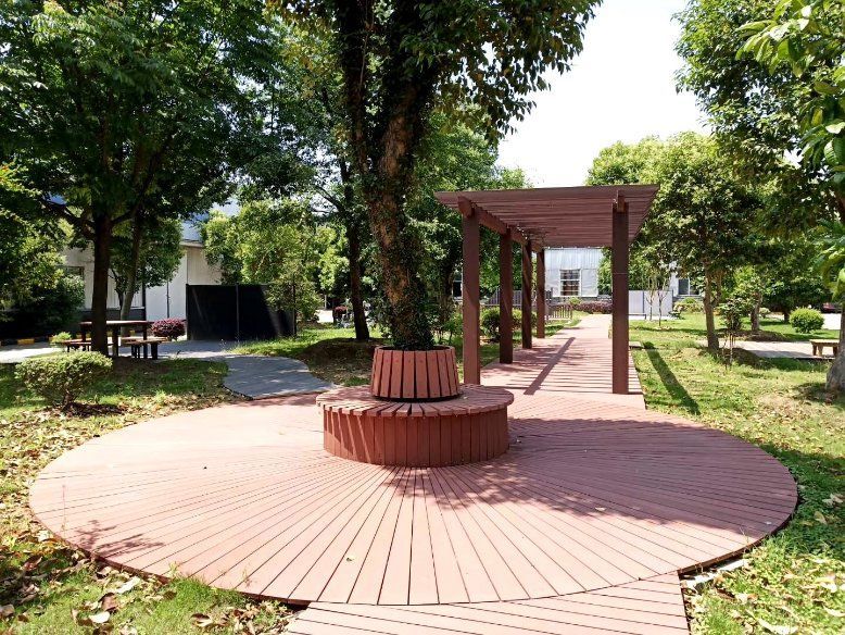Synthetic WPC Wood Plastic Composite Decking for Outside Garden Decoration