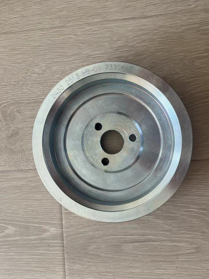 21425431 Water pump pulleys Penta Spare Parts 3