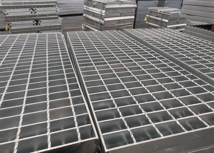 Anti Skid Galvanised Channel Grating Q195 Stainless Steel Driveway Drain Grate
