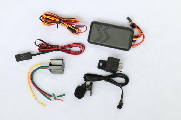 Buy cheap 9-80V School Bus Gps Tracking / Car GPS Tracker for Cut Off Oil Geofencing Alert from wholesalers