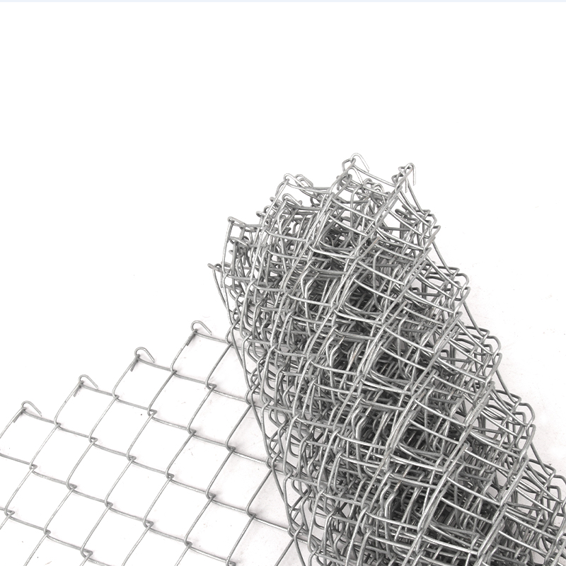 Sell High-Quality Good Price Hot Dipped Galvanized Chain Link Fence/Cyclone Wire Mesh Fence