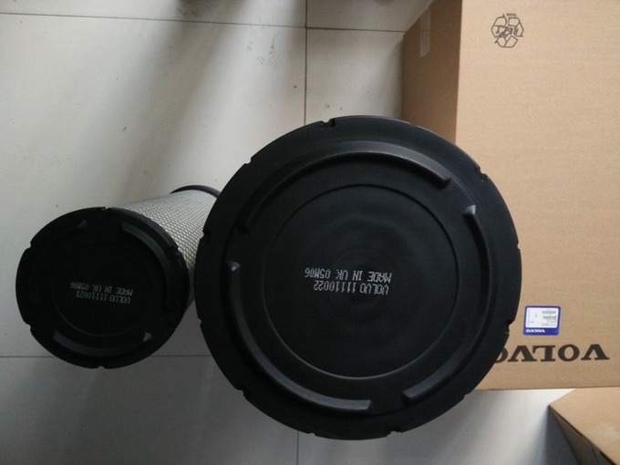 11110022 Excavator Air Filter Element Air Grid 31*57mm 0