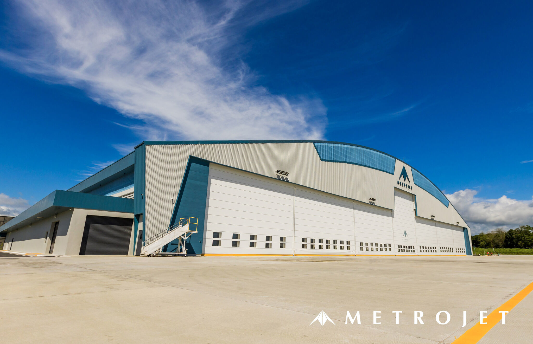 Elegant Appearance Arch Truss Steel Hangar Building Fabrication And Supplyment