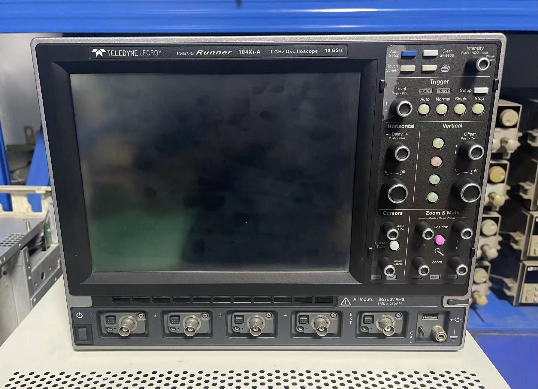 TELEDYNE LECROY WaveRunner 104Xi-A 1 GHz 4 Ch Oscilloscope With Bright 10.4" Display