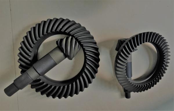 Buy cheap Mitsubishi Truck Helical Bevel Gear Crown Wheel & Pinion Right Hand Helical Gear from wholesalers