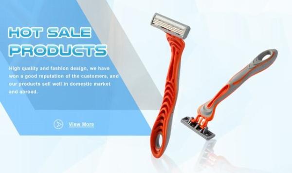 Buy cheap Pivoting Head Triple Blade Disposable Razor , Men'S Triple Blades Razors from wholesalers