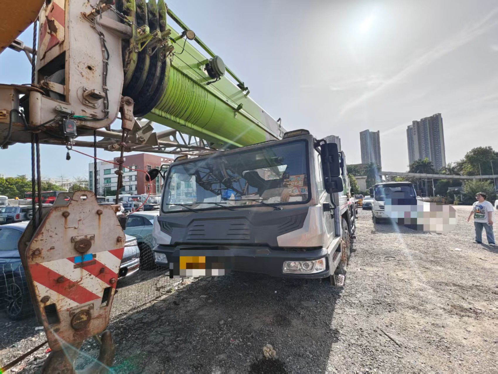 Mobile Truck Crane for Sale ZOOMLION 50 Tons ZTC500V Direct Source Max Working Height 45 Meters