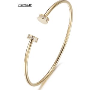Wholesale OEM ODM Bayonet Adjustable Gold Bangles Round Rhinestone Bracelet from china suppliers