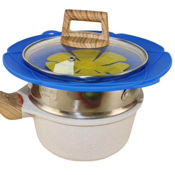 Buy cheap Food Grade Silicone Pan Lid Cover Reusable With Double Hangs For Cooking from wholesalers