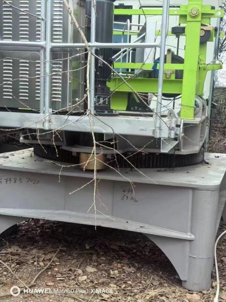 Buy cheap 22 Year Old Zoomlion Tower Crane 7020-10 10T Moving Type Car Type Used Good Condition from wholesalers