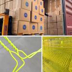 Powder Coated White Wire Hangers 16 Inch / 40.5cm Hanger Size Carbon Steel Wire