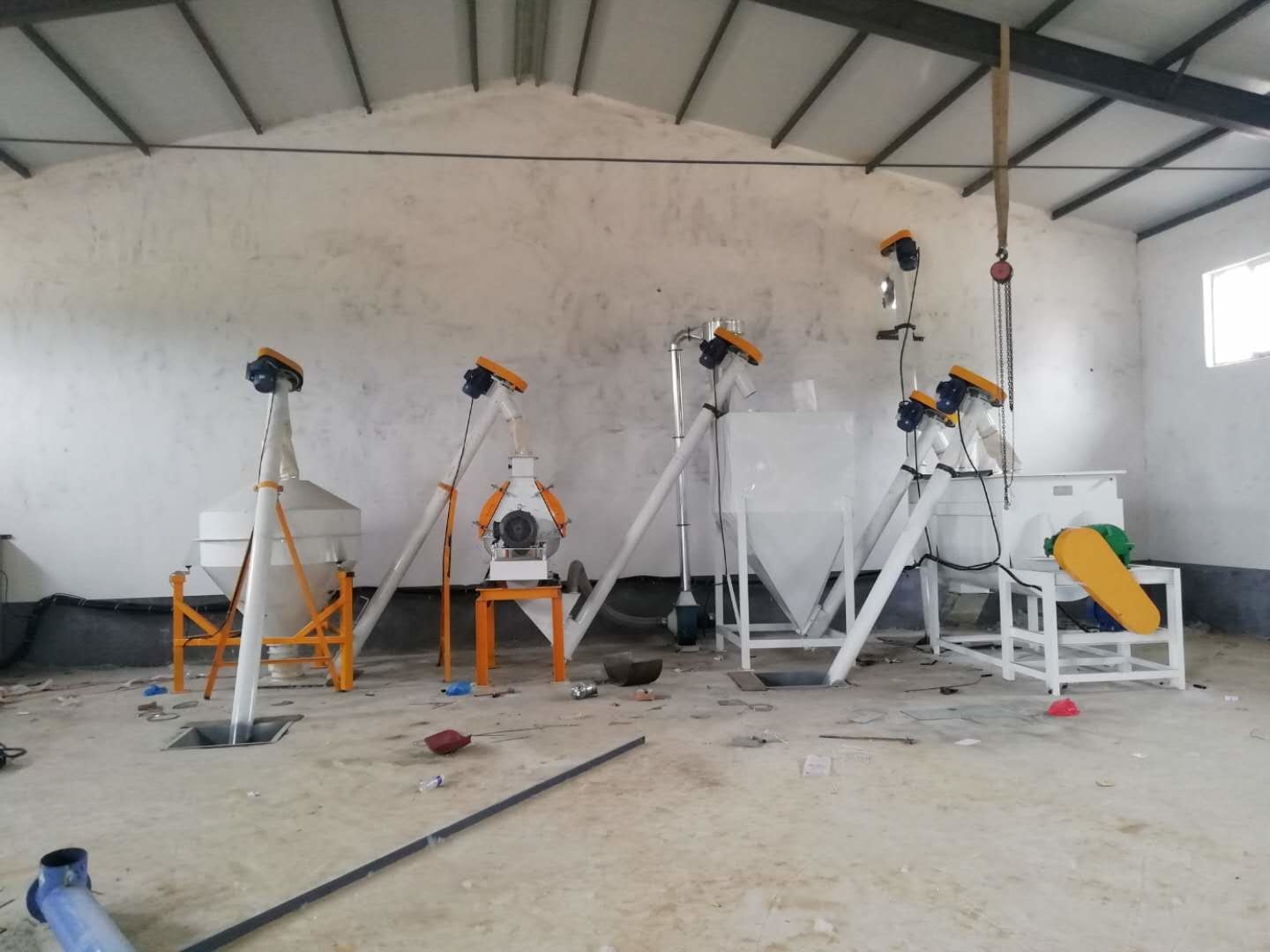 20-30TPH Powder Feed Production Line Small Hammer Mill Feed Grinder