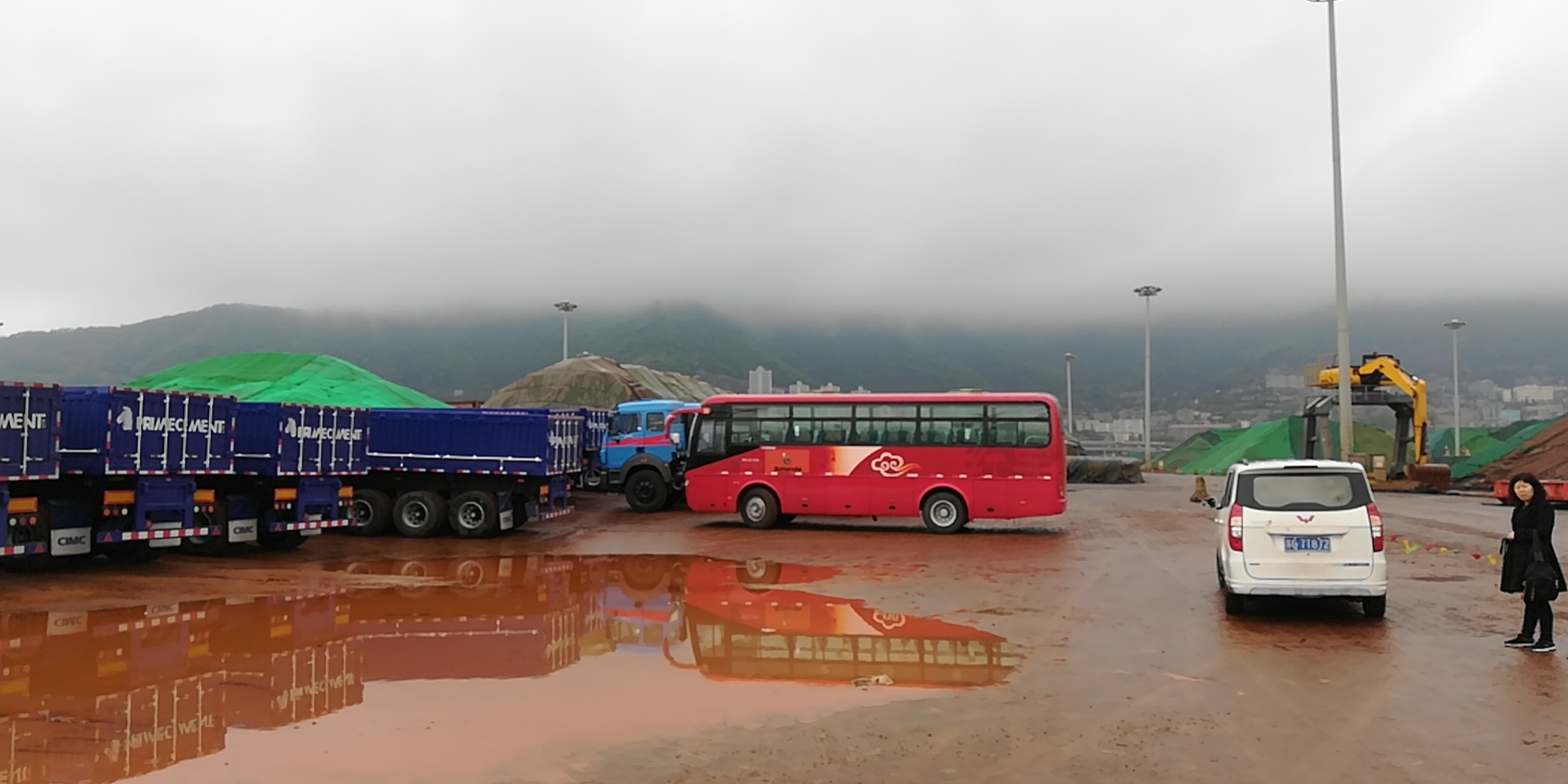 40 45 Seater Used Coach Buses With Toilet Good Condition and Euro 3 Emission Standard