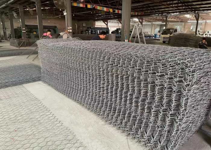 PVC Coated Steel Double Twisted Hexagonal Wire Mesh 2.0 - 5.0 Mm Wire Diameter