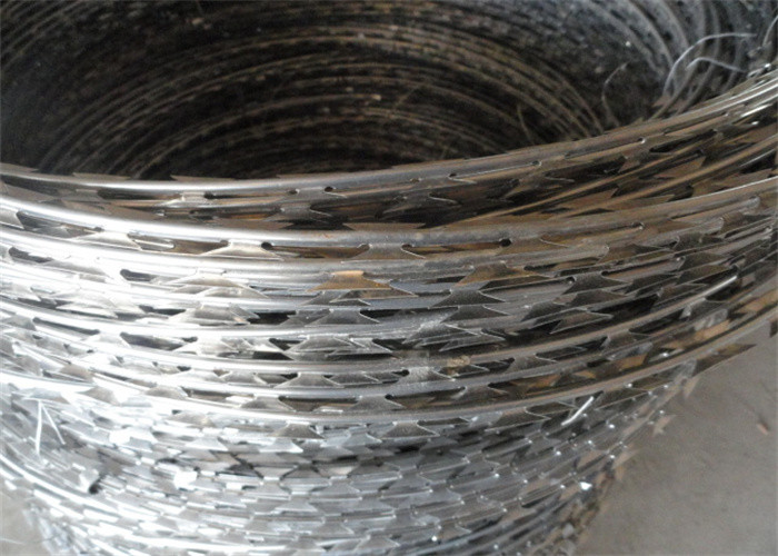 High Density Galvanized Iron Concertina Barbed Razor Wire Mesh Fence
