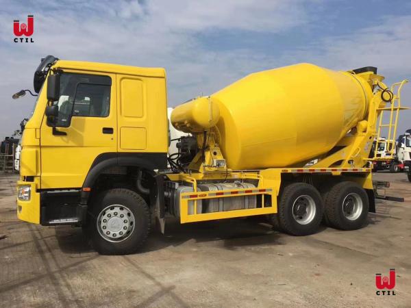 Buy cheap Right Hand Drive 12m3 Heavy Duty Mixer 9.726L Big Cement Truck from wholesalers