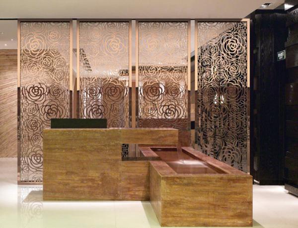 Hairline Gold Stainless Steel Perforated Panels For Hotels/Villa/Lobby/Shopping