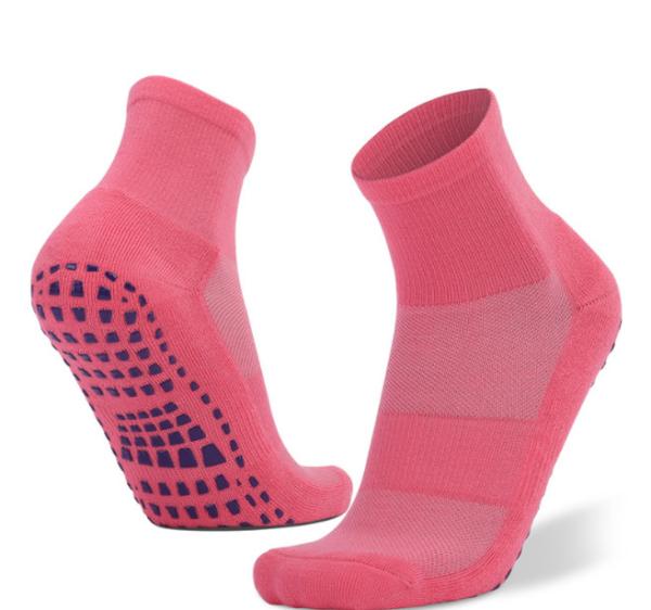 Buy cheap Non Slip Grip Trampoline Socks For Toddlers Orbital Trampoline Park Socks Wholesale from wholesalers