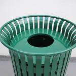 Powder Coating Metallic Outdoor Trash Cans With Lid 978Mm Height