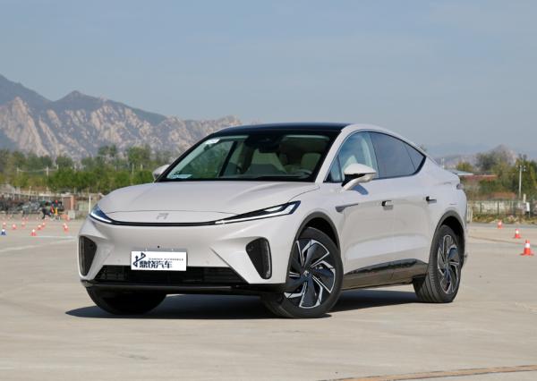 Buy cheap 250Kw Long Range Rising Auto R7 MG S9 9 New Energy Pure Electric Car 4900mm from wholesalers
