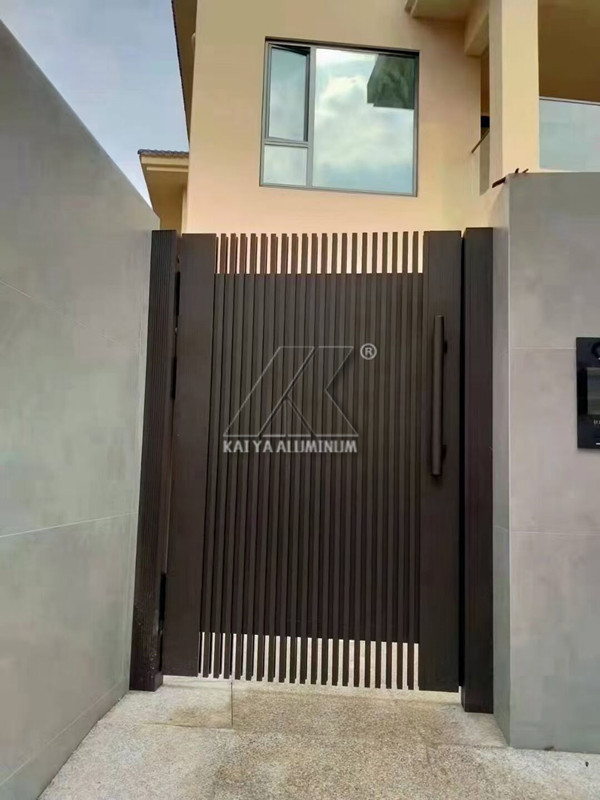 0.8mm 6060 Garden Gate Aluminum Door Profile Anodic Oxidation