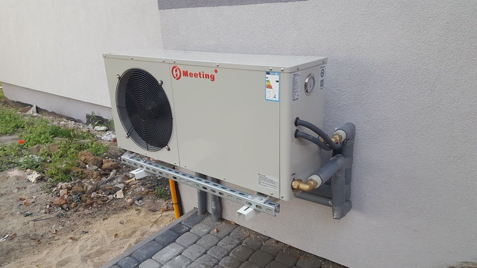 18.6KW Air To Water Heat Pump Combine With Solar Heater 380V Galvanized Sheet