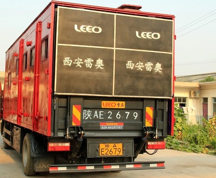 2000KG Truck Under Lift Gate 1800mm Rail Type Liftgate OEM