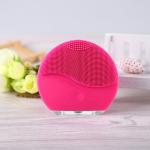 Silicone Vibrating Waterproof Facial Cleansing Face brush Massager with USB
