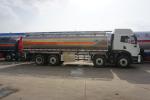 FAW 8*4 336hp 35CBM Diesel Oil Mobile Fuel Tank Tanker Truck 251 - 350hp