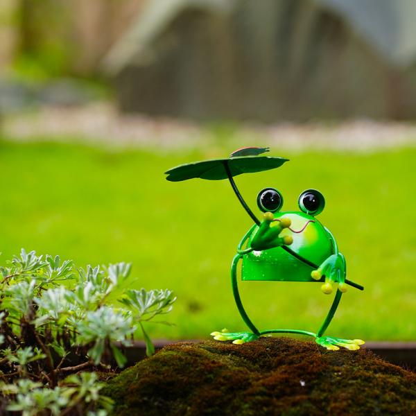 Buy cheap Artistic Animal Garden Ornament Multicolor Metal Frog Garden Figurines from wholesalers