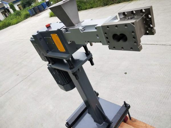 Quality Big Capacity Double Screw Extruder Side Feeder , Side Feeder Machine For Talc Powder for sale