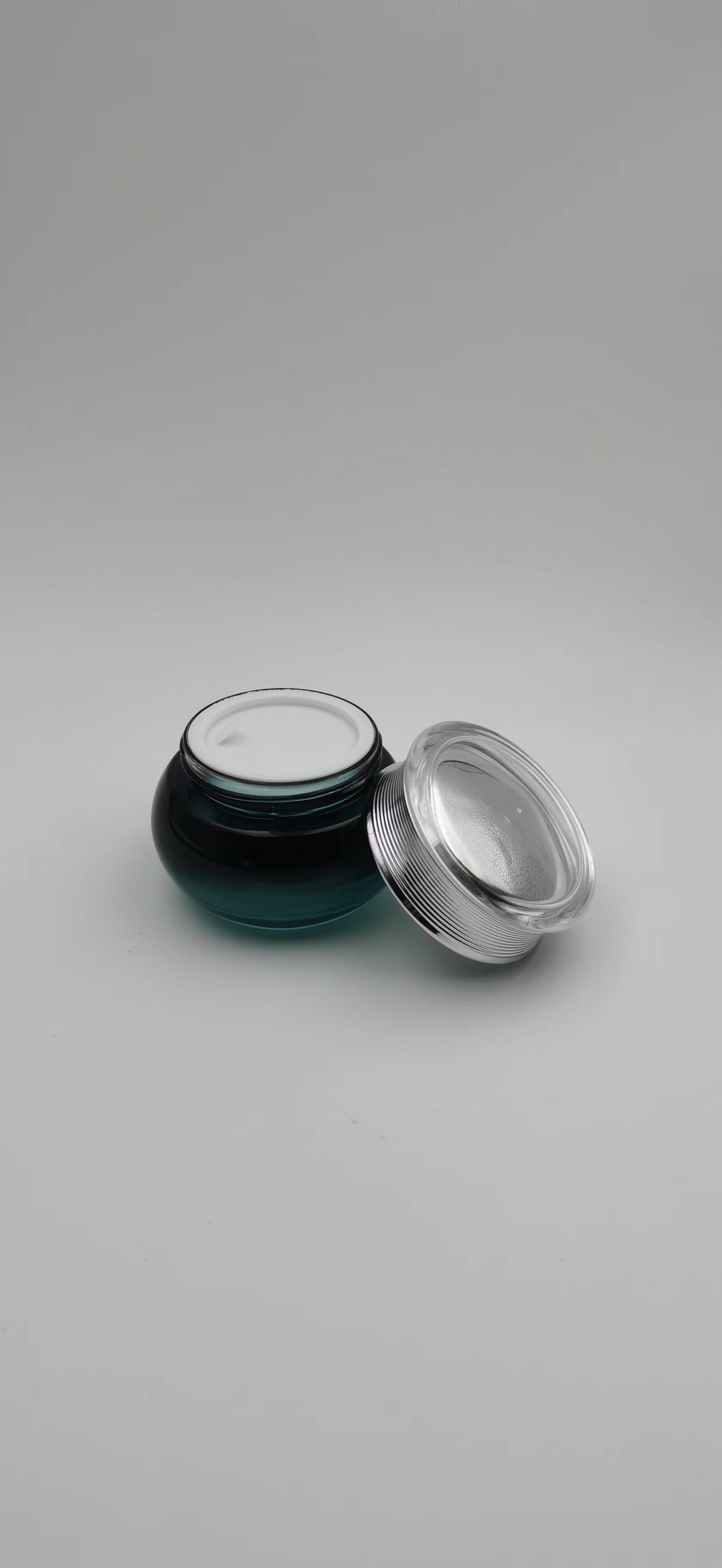 Customized Color Logo Cosmetic Jar Skincare Packaging Free Sample Glass