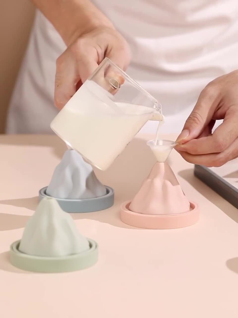 Roll Over Image To Zoom In Ice Cube Molds, Cocktail Ice Cube Tray, Silicone Ice Mountain Shaped Ice Molds Snow Mountain Mould