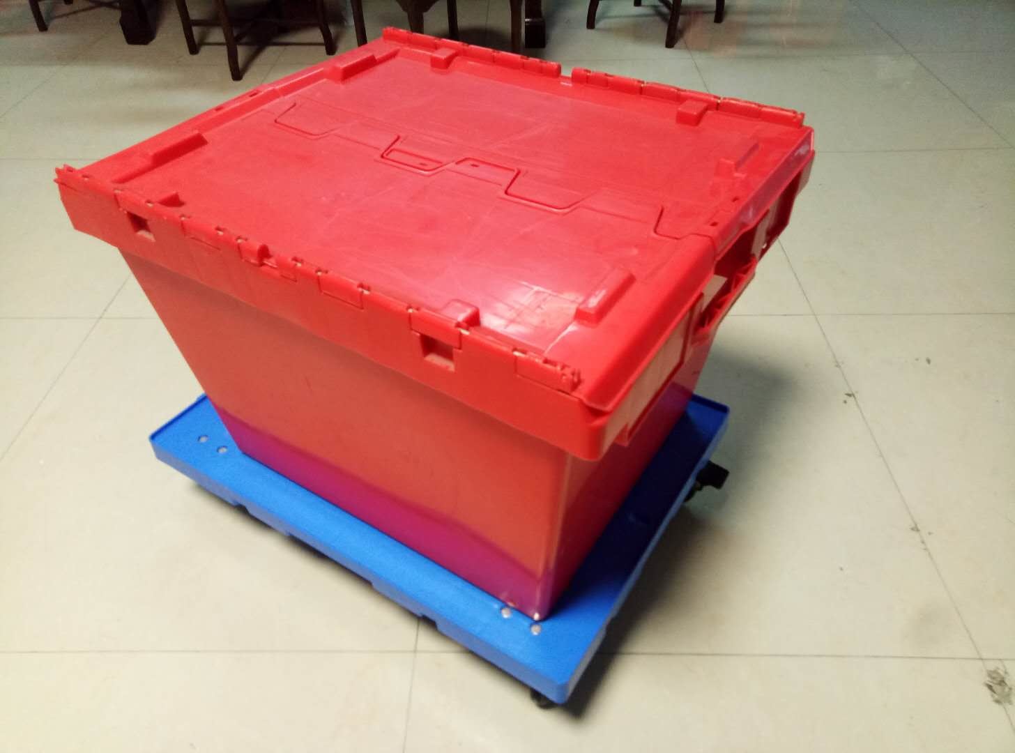Impact - Resistance Large Plastic Moving Trolley Loading Capacity 225kg