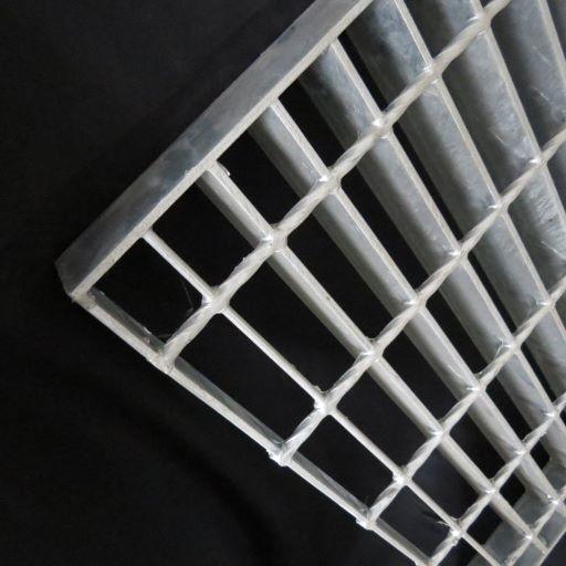 Quality Antiskid Serrated Steel Grate Stair Treads Corrosion Resistant for sale