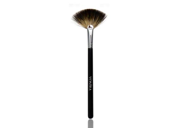 Buy cheap Classic Small Fan High Quality Makeup Brushes Soft And Flexible Natural Raccoon Hair from wholesalers
