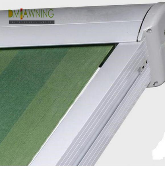 Aluminum Waterproof Retractable Skylight Shade Sunroom Roof Awning